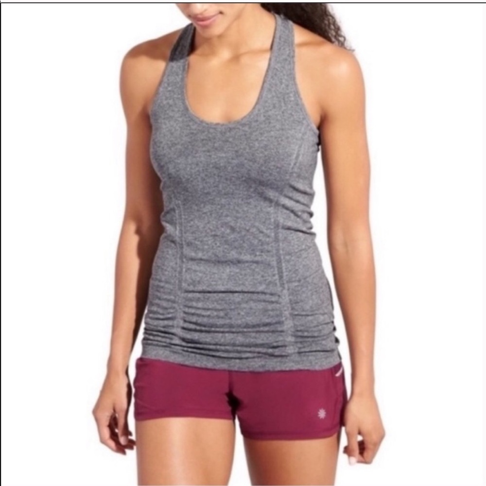 Fast track tank in gray